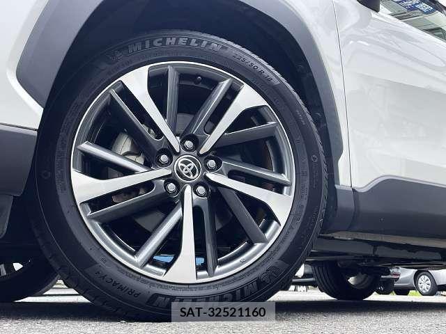 Toyota COROLLA CROSS 2021-11 7357216-3