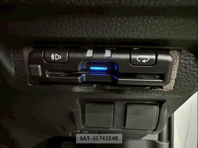Toyota COROLLA CROSS 2022-10 7357217-11