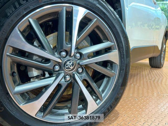 Toyota COROLLA CROSS 2023-12 7357211-12
