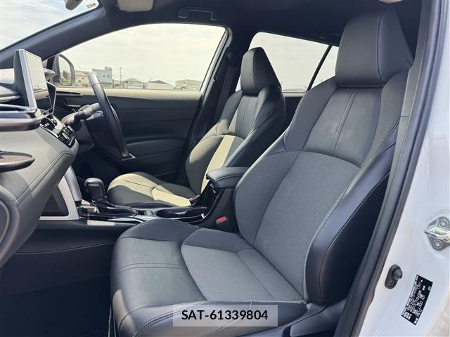 Toyota COROLLA CROSS 2024-04 7391650-13