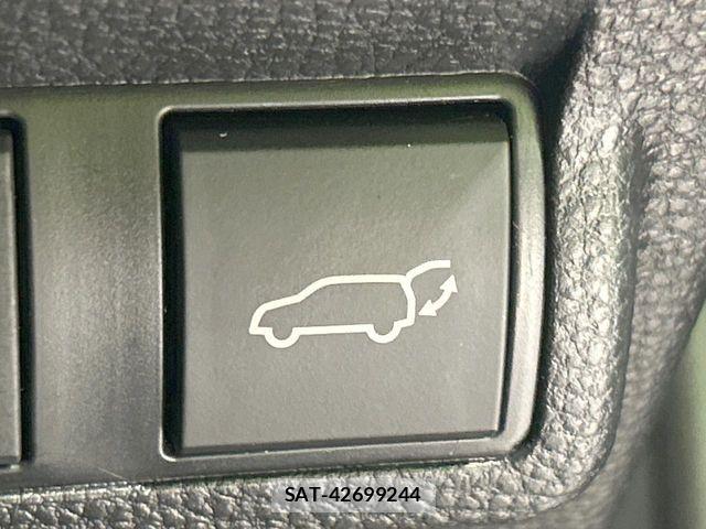 Toyota COROLLA CROSS 2025-02 7453560-5