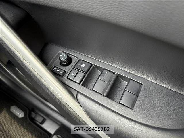 Toyota COROLLA CROSS 2024-01 7453547-21