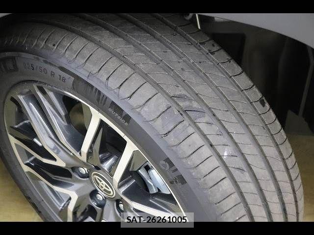 Toyota COROLLA CROSS 2026-03 7615602-24