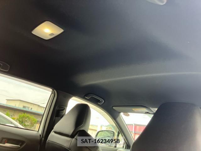 Toyota COROLLA CROSS 2021-11 7615633-10