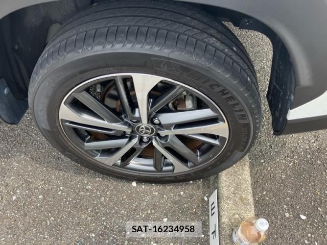 Toyota COROLLA CROSS 2021-11 7615633-12