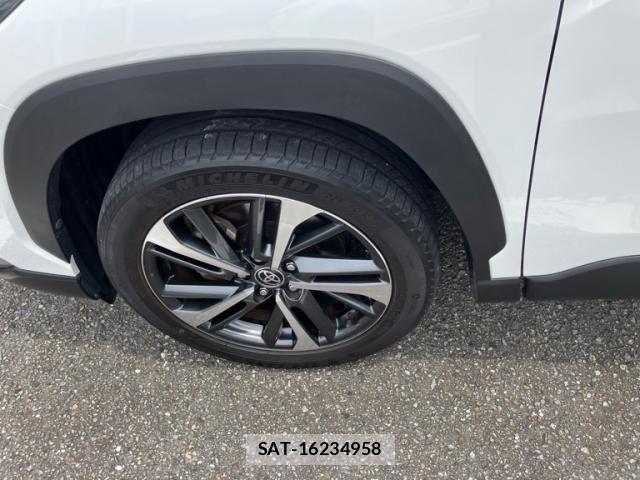 Toyota COROLLA CROSS 2021-11 7615633-13