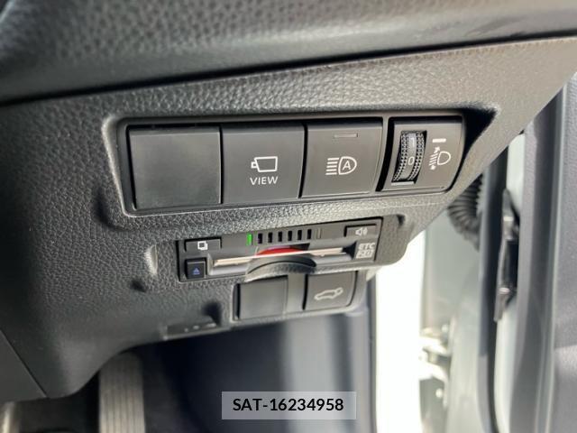 Toyota COROLLA CROSS 2021-11 7615633-16
