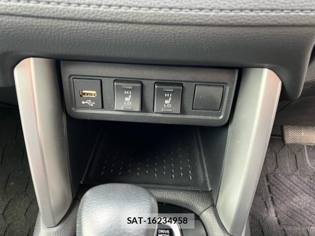 Toyota COROLLA CROSS 2021-11 7615633-17