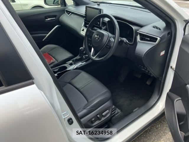 Toyota COROLLA CROSS 2021-11 7615633-4