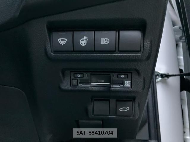 Toyota COROLLA CROSS 2025-11 7615605-22