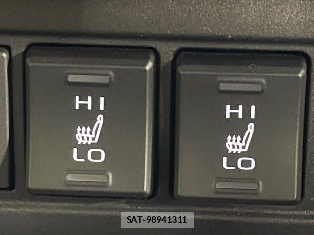 Toyota COROLLA CROSS 2024-05 7615627-6