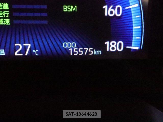 Toyota COROLLA CROSS 2023-06 7615623-28