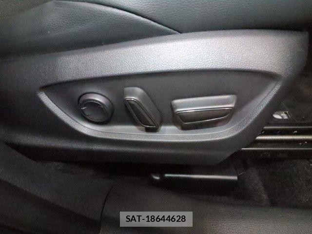 Toyota COROLLA CROSS 2023-06 7615623-4