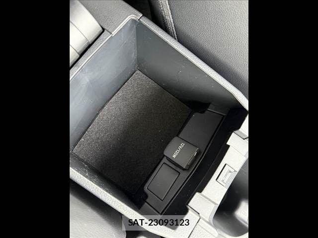Toyota COROLLA CROSS 2025-08 7615622-22