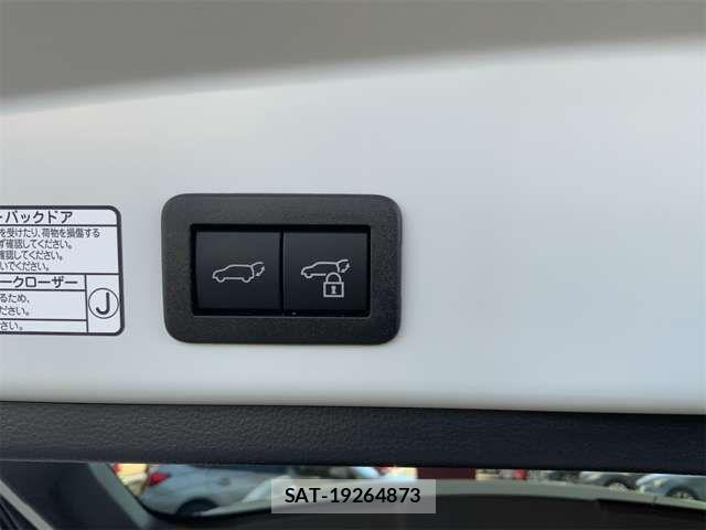 Toyota COROLLA CROSS 2024-12 7615613-19