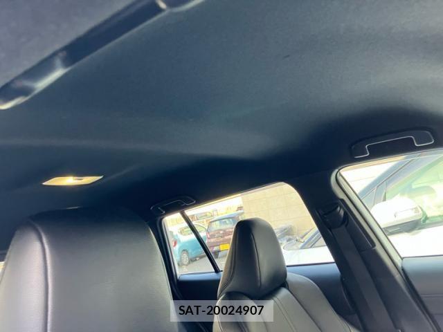 Toyota COROLLA CROSS 2022-07 7615631-14