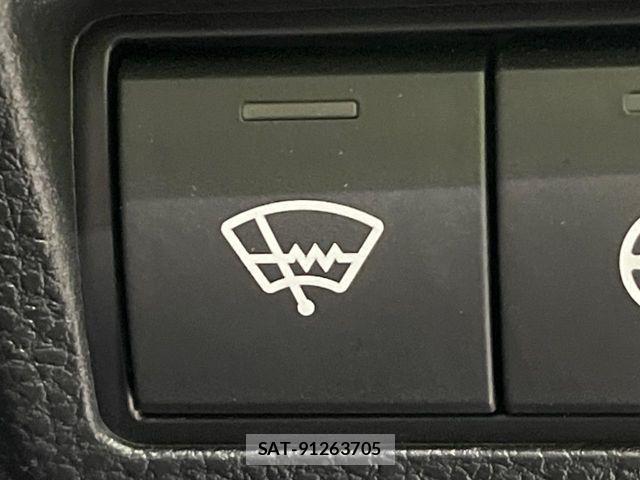 Toyota COROLLA CROSS 2025-07 7615601-5