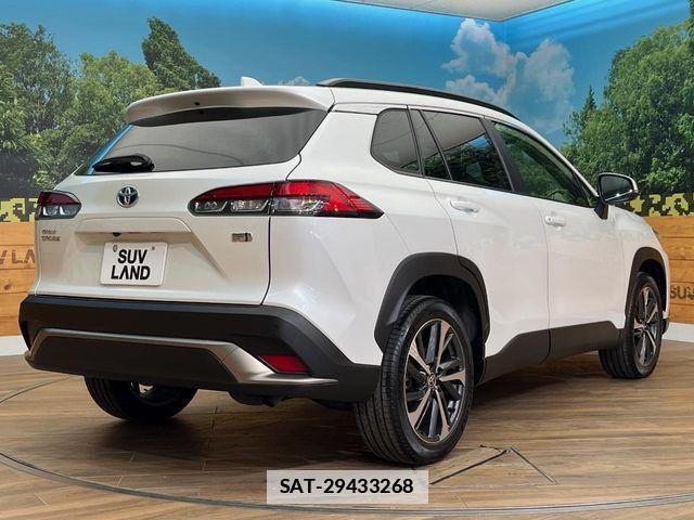 Toyota COROLLA CROSS 2022-04 7721984-17