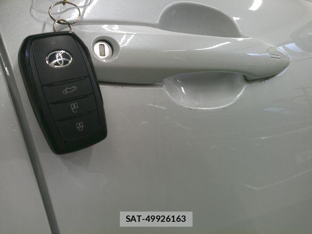 Toyota COROLLA CROSS 2025-09 7721969-17