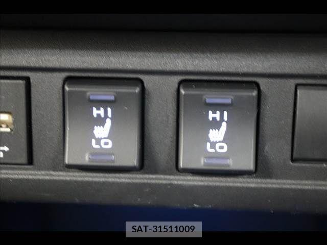 Toyota COROLLA CROSS 2022-02 7721966-4