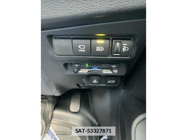 Toyota COROLLA CROSS 2023-02 7783602-16
