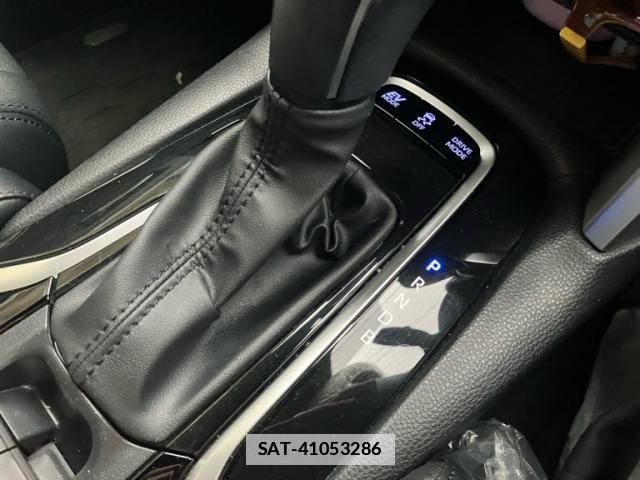 Toyota COROLLA CROSS 2022-07 7783562-16
