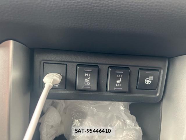 Toyota COROLLA CROSS 2022-05 7875817-19
