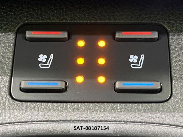 Toyota COROLLA CROSS 2026-06 7902426-6