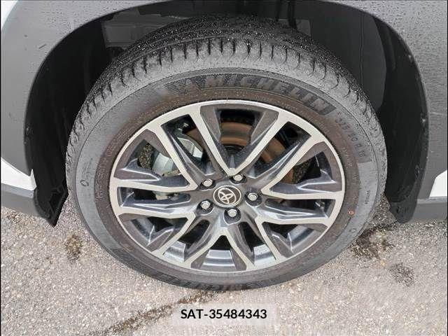 Toyota COROLLA CROSS 2025-09 7902429-26
