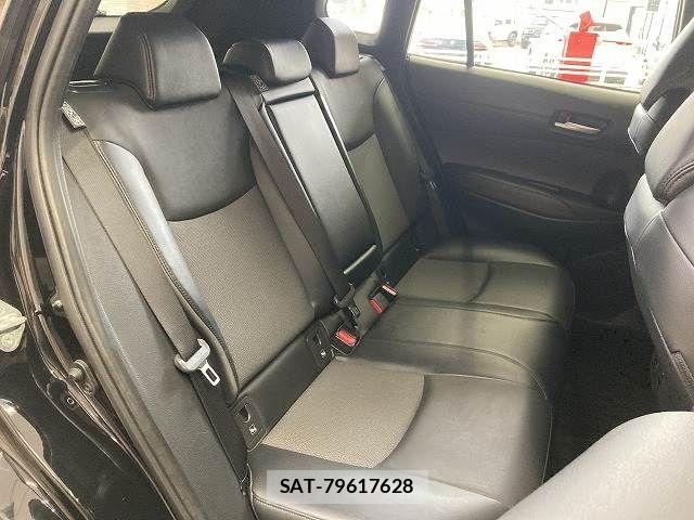 Toyota COROLLA CROSS 2022-07 7960998-12