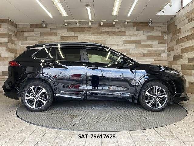 Toyota COROLLA CROSS 2022-07 7960998-16