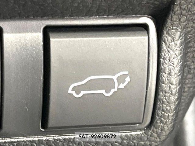 Toyota COROLLA CROSS 2026-06 7960989-6