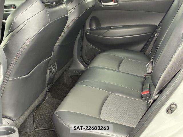 Toyota COROLLA CROSS 2023-10 7960996-18