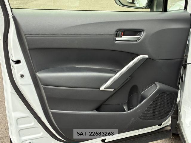 Toyota COROLLA CROSS 2023-10 7960996-22