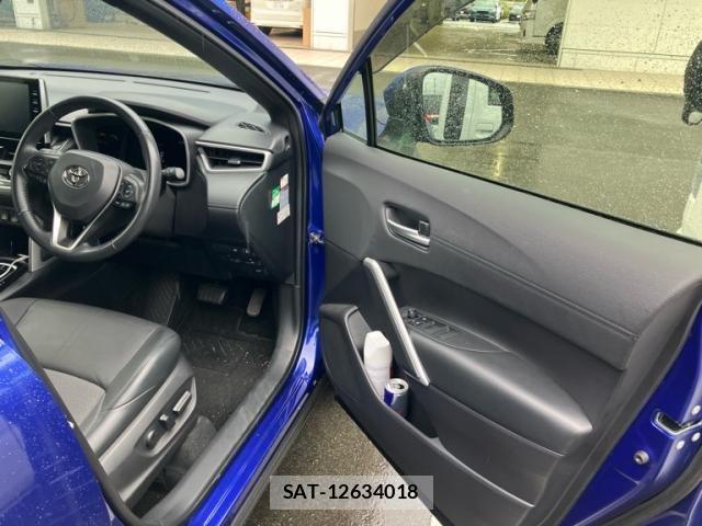 Toyota COROLLA CROSS 2022-03 7960999-17