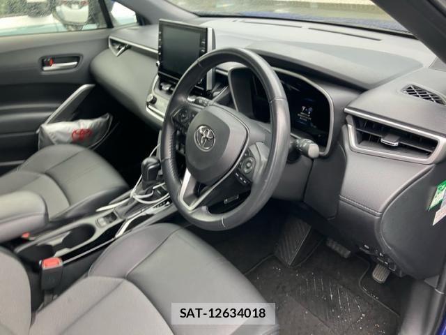 Toyota COROLLA CROSS 2022-03 7960999-19