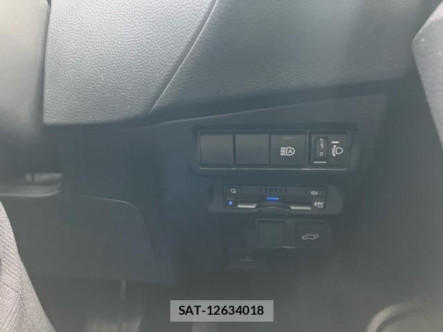 Toyota COROLLA CROSS 2022-03 7960999-25
