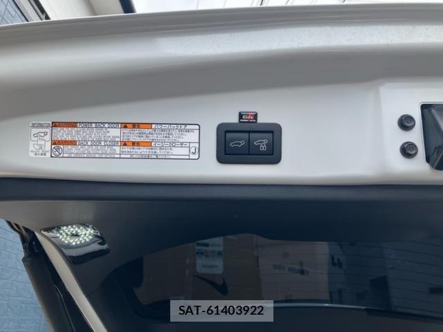 Toyota COROLLA CROSS 2023-08 7978819-11