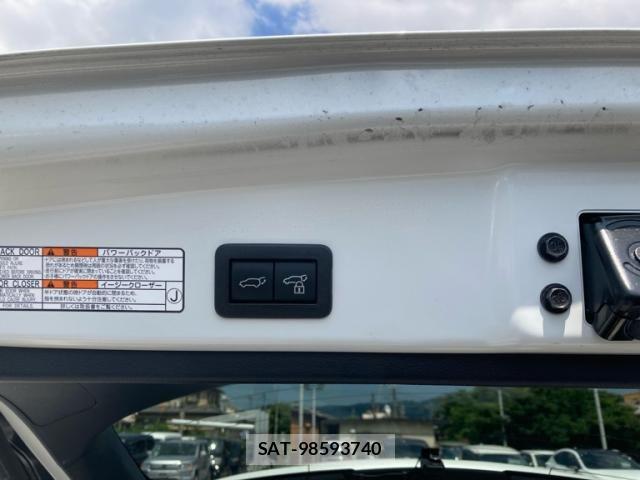 Toyota COROLLA CROSS 2022-06 8034921-9