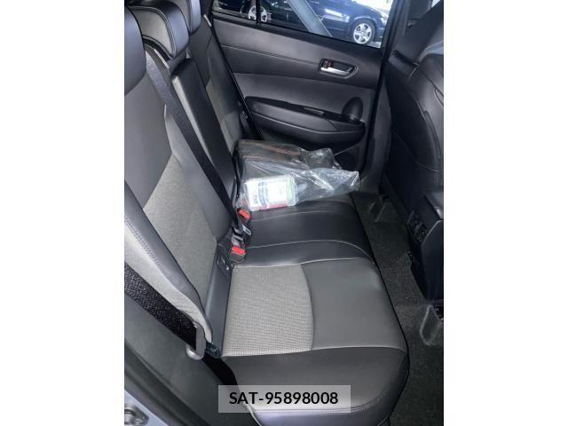 Toyota COROLLA CROSS 2026-06 8034908-17