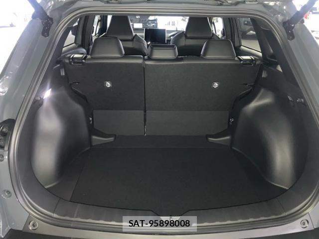 Toyota COROLLA CROSS 2026-06 8034908-18