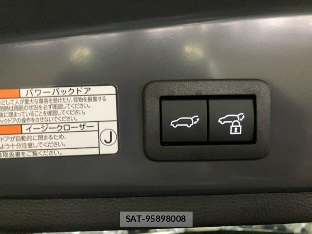 Toyota COROLLA CROSS 2026-06 8034908-19