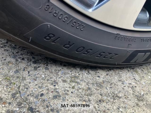 Toyota COROLLA CROSS 2023-03 8034910-6