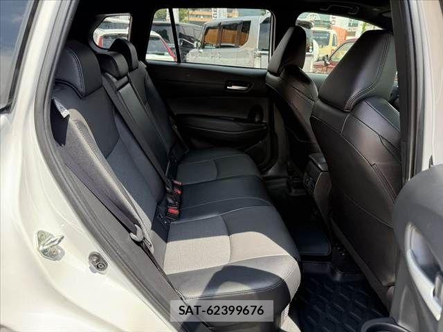 Toyota COROLLA CROSS 2023-09 8034917-19