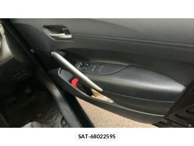 Toyota COROLLA CROSS 2022-08 8073301-4
