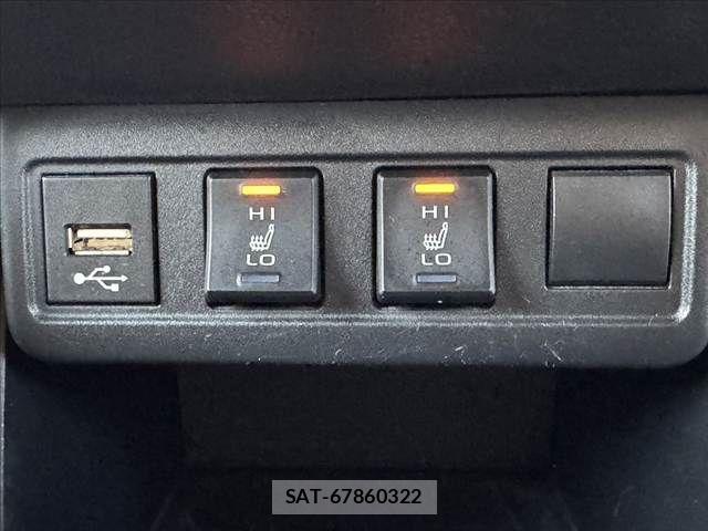 Toyota COROLLA CROSS 2022-04 8073300-21