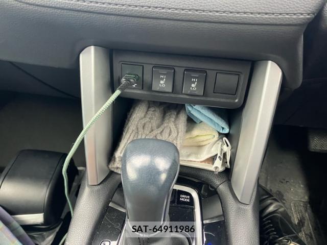 Toyota COROLLA CROSS 2022-07 8073299-18