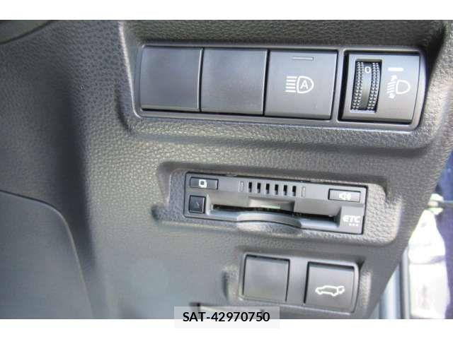 Toyota COROLLA CROSS 2022-02 8073298-12