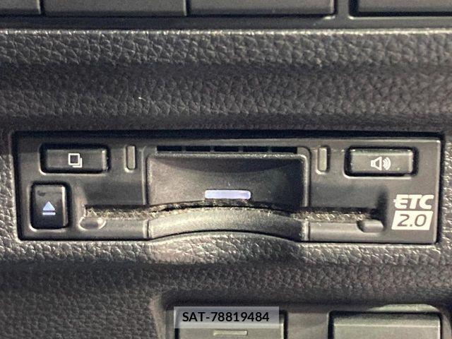 Toyota COROLLA CROSS 2023-11 8098552-6