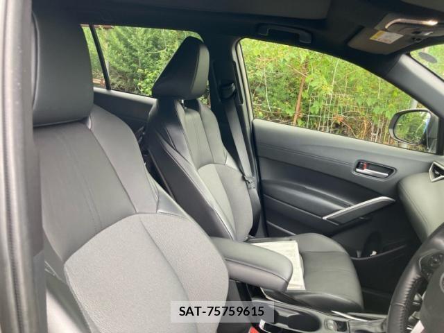 Toyota COROLLA CROSS 2022-05 8098550-3